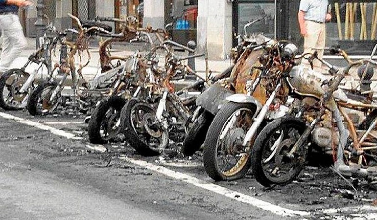 Sorprendido in fraganti el sospechoso de incendiar motos en Donostia